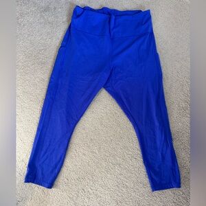 Athleta Ultimate stash pocket 7/8/ supersonic